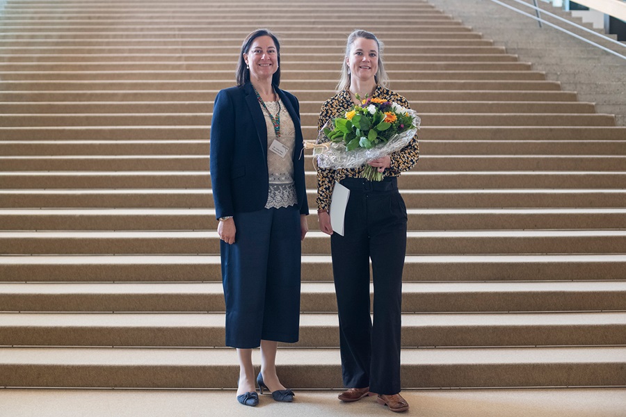 Preisverleihung 2019 | Gezeigte Personen: Frau Dr. Hammerbacher, Frau Wehage Preisverleihung 2019