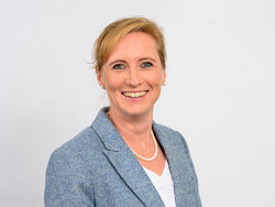 Dr.<br>Angela Graf Dr.<br>Angela Graf